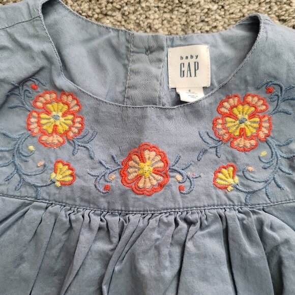 Baby Gap Toddler Girls Sleeveless Dress Blue Embroidered Floral, size 5 Years - Picture 4 of 9